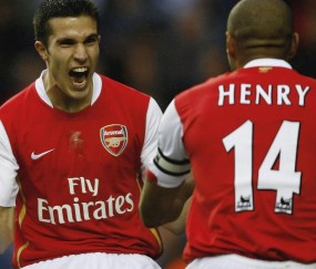 爱游戏APP-羽毛球最新战报！比利时队迎战法国队，年轻新星表现惊艳，未来可期