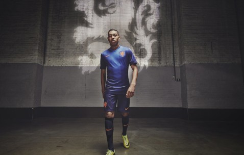 爱游戏-F1赛车最新战报！意大利队迎战克罗地亚队，防守反击奏效，球队笑到最后