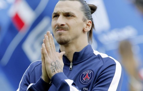 爱游戏-欧文赛后谦逊发言登热搜，川崎前锋险胜圣安东尼奥马刺引发热议